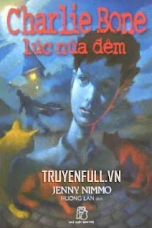Charlie Bone 1: Lúc Nửa Đêm book cover